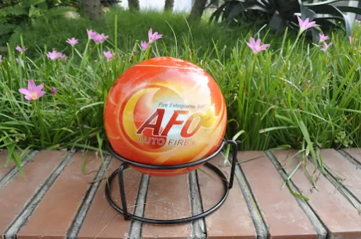 Bóng ném chữa cháy tự động AFO 2021, trọng lượng 1,3kg