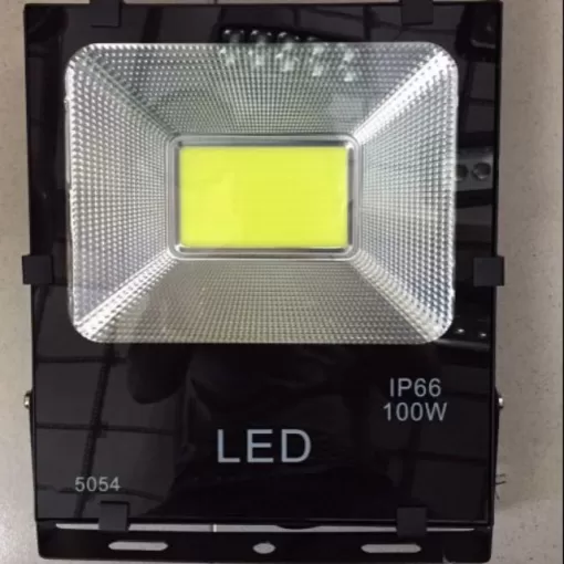 Đèn Pha Led 100W IP66 CHIP COB 5054