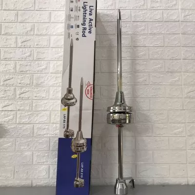 Kim thu sét phát tia tiên đạo sớm Liva LAP-CX040 Bán kính R=61m