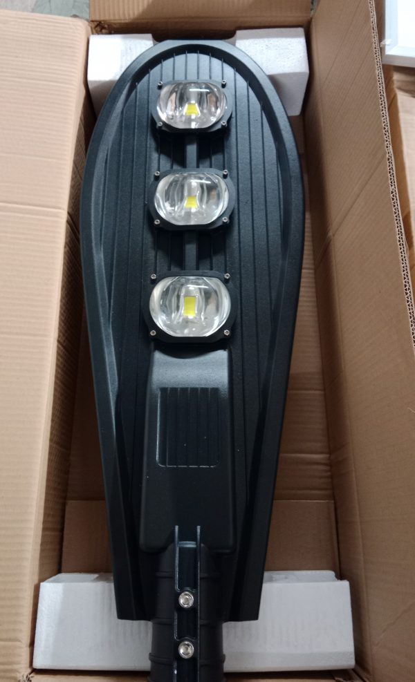ĐÈN LED ĐƯỜNG 150W CHIẾC LÁ, ĐÈN LÁ 150W